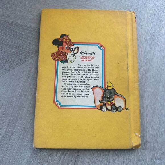 Disney Robin Hood Golden Arrow Hardcover Vintage Book 1977 - Picture 2 of 10